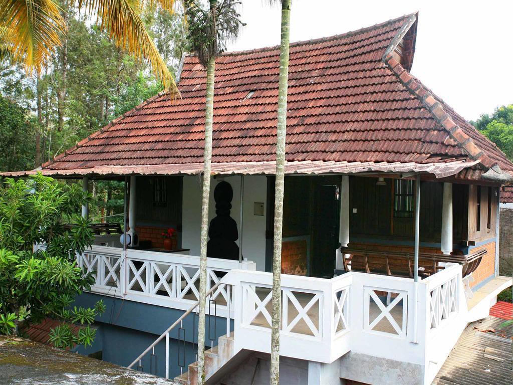 Kairali Palace Home Stay Thekkady Oda fotoğraf