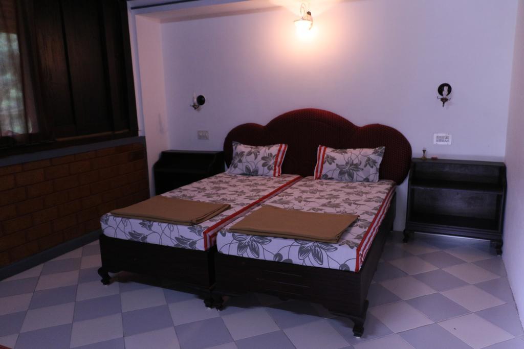 Kairali Palace Home Stay Thekkady Oda fotoğraf