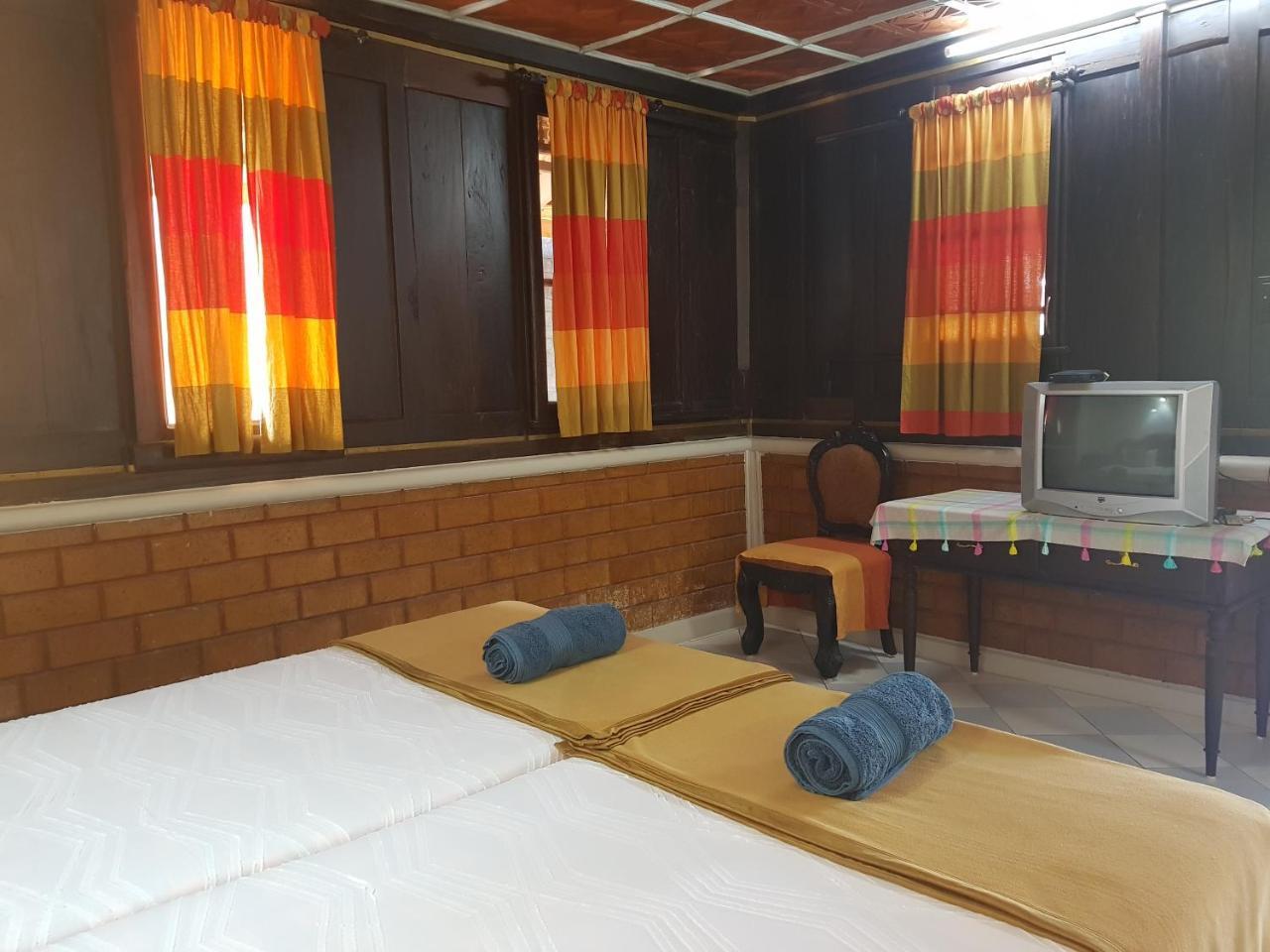 Kairali Palace Home Stay Thekkady Dış mekan fotoğraf